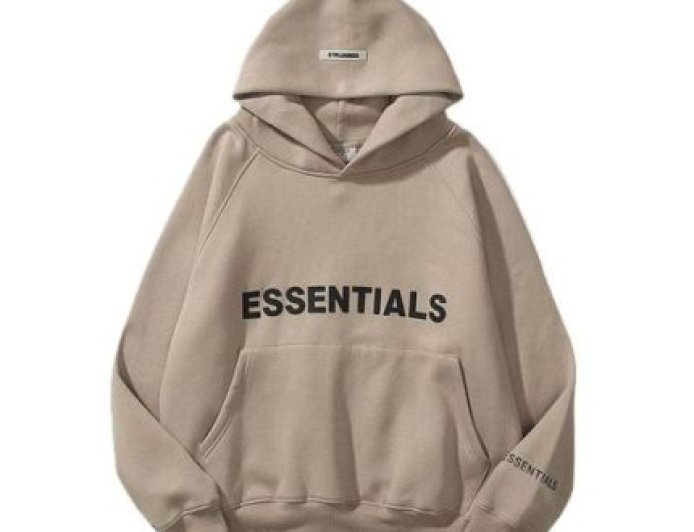 Essential Hoodie Styles That Will Keep You Warm All Year